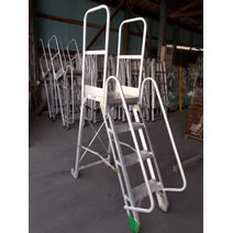 手摺付作業用踏台